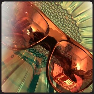 J-Lo sunglasses ... never worn!